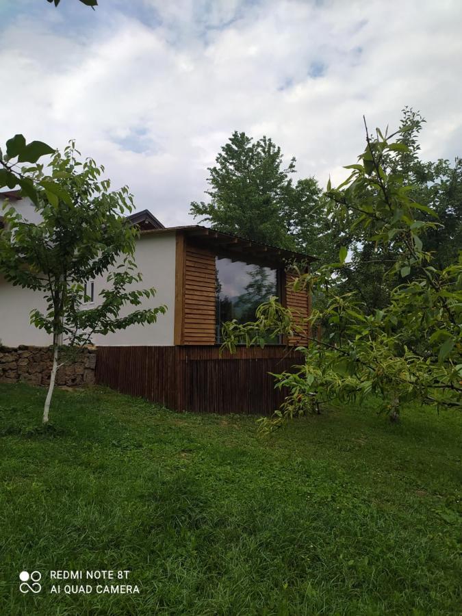 Lenilenii Bungalows Jajce Exterior foto